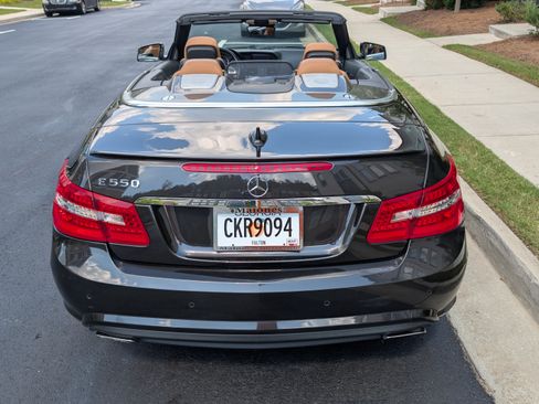 Used 2012 Mercedes-Benz E 550 Cabriolet image 29