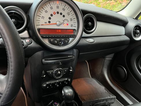 Used 2012 MINI Cooper Hardtop image 6