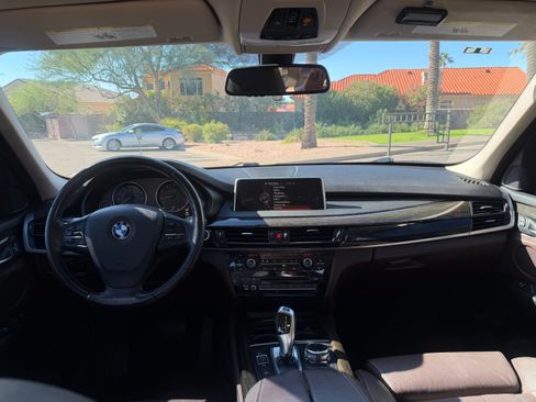 Used 2014 BMW X5 xDrive50i image 8