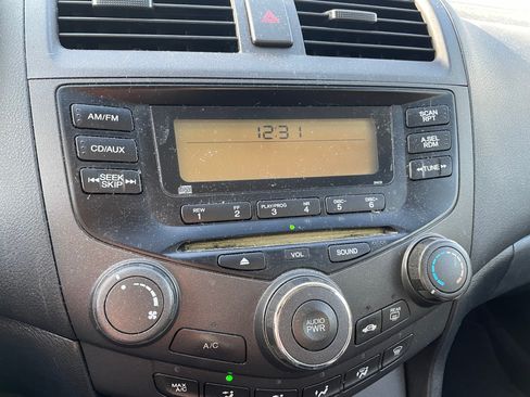 Used 2004 Honda Accord LX image 6