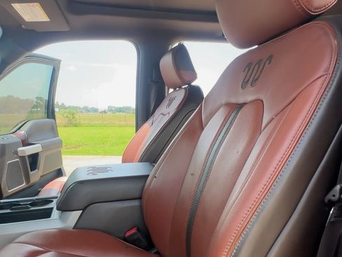 Used 2022 Ford F450 King Ranch w/ King Ranch Ultimate Package image 14