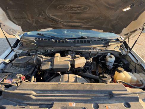 Used 2017 Ford F250 XL w/ XL Value Package AWD/4WD image 15