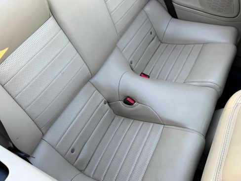 Used 2005 Ford Mustang GT Premium RWD image 31