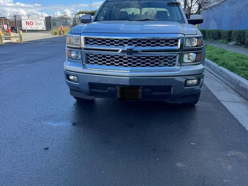 Used 2014 Chevrolet Silverado 1500 LT w/ LT Convenience Package image 4