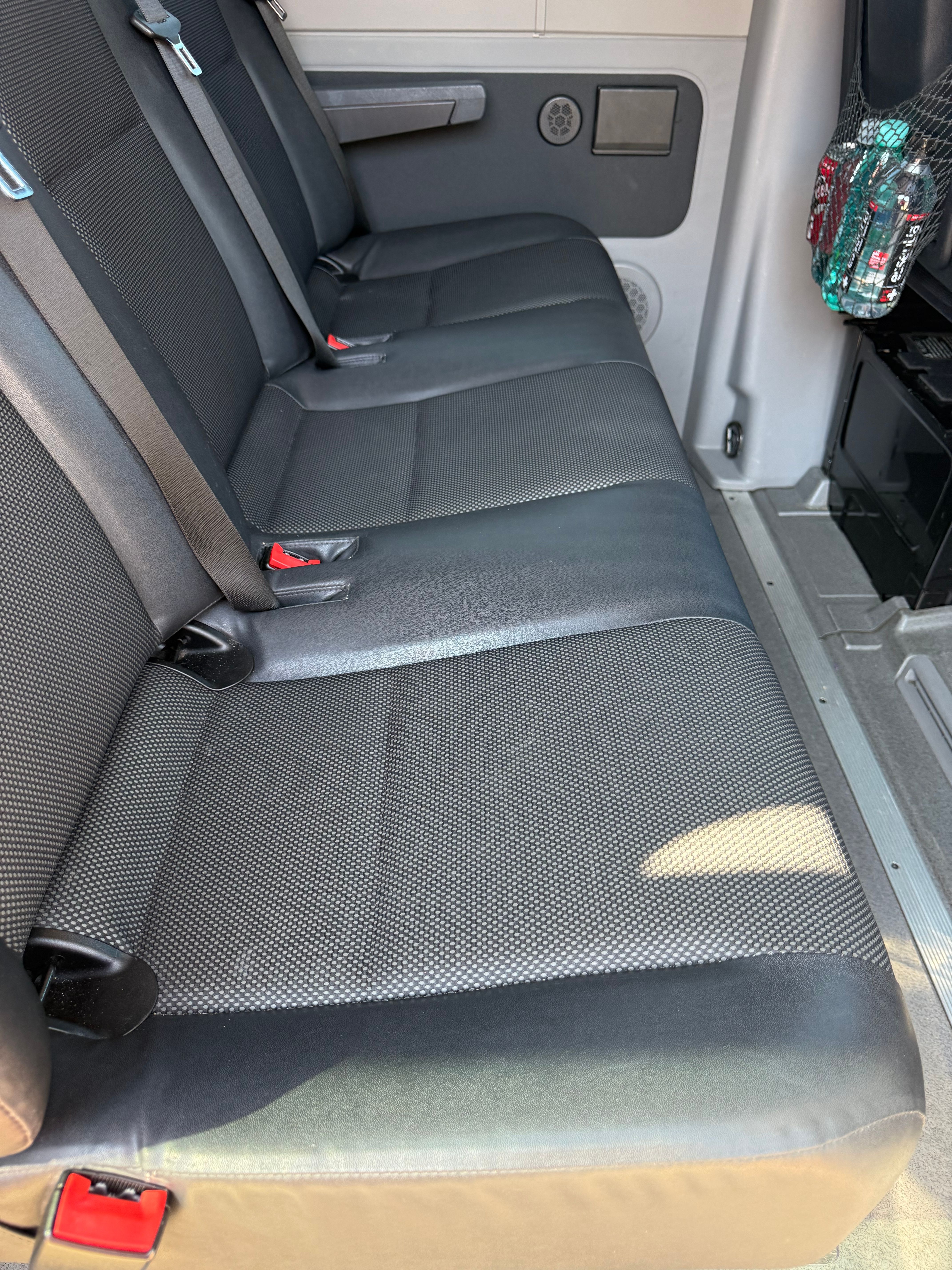 Used 2015 Mercedes-Benz Sprinter 2500 image 9