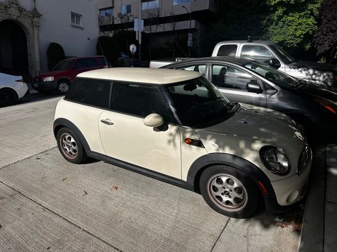 Used 2012 MINI Cooper Hardtop FWD image 5
