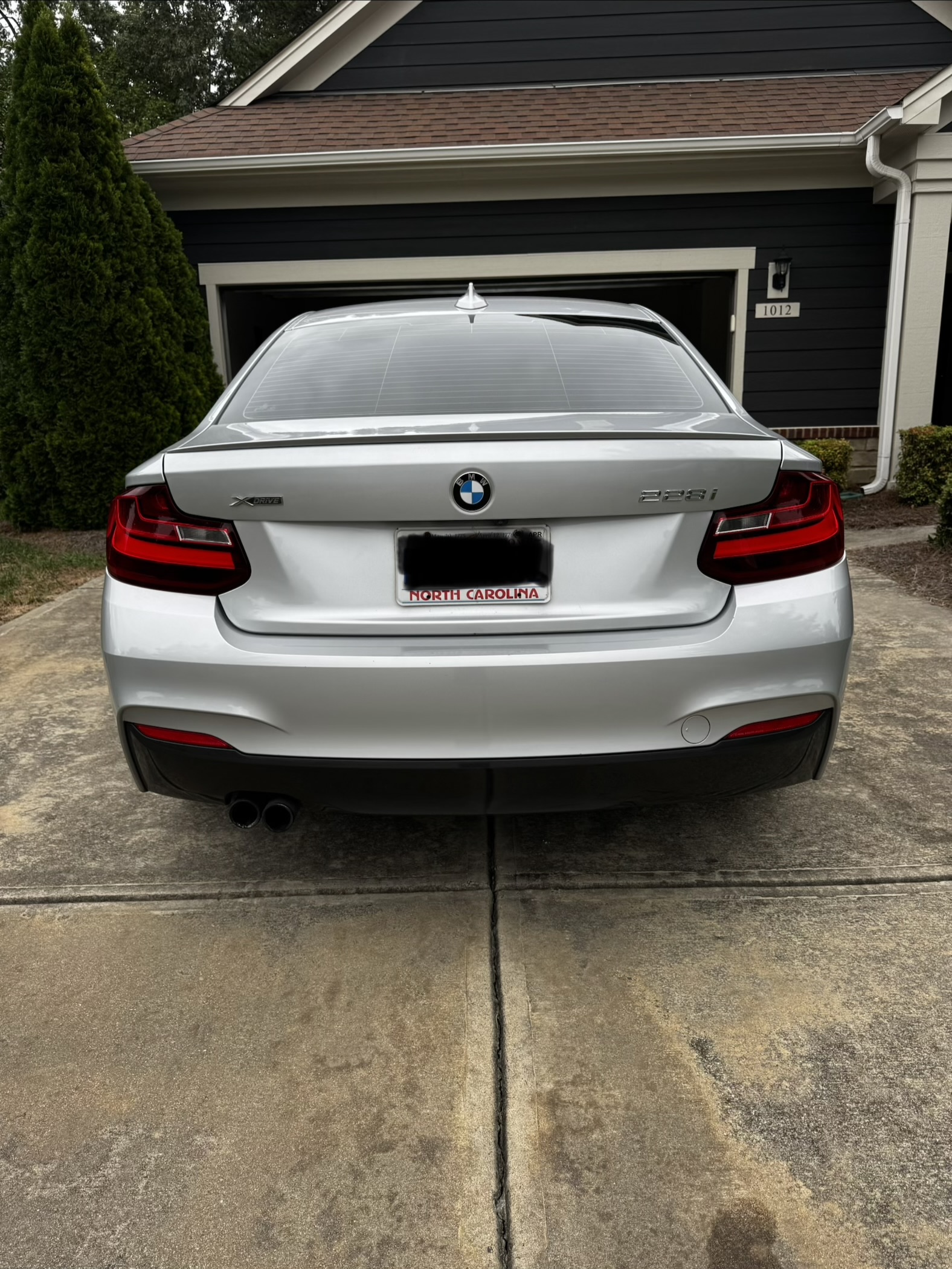 Used 2016 BMW 228i xDrive Coupe AWD/4WD image 2
