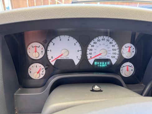Used 2006 Dodge Ram 2500 Truck SLT RWD image 10