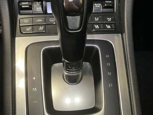 Used 2015 Porsche 911 Carrera S image 25