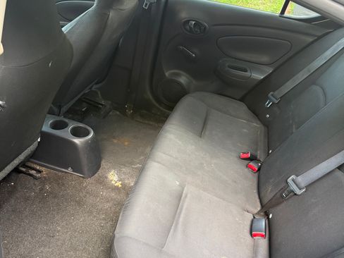 Used 2016 Nissan Versa S Plus FWD image 14