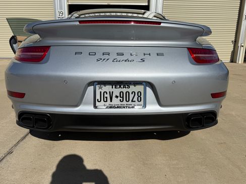 Used 2014 Porsche 911 Turbo S image 4