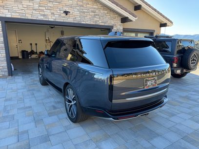 Used 2025 Land Rover Range Rover SE