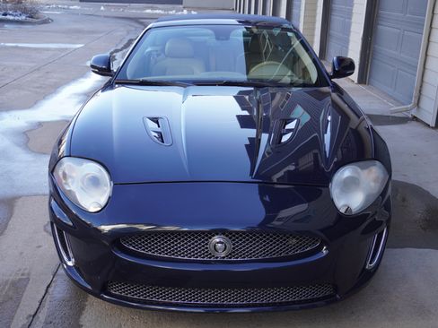 Used 2010 Jaguar XKR R image 6