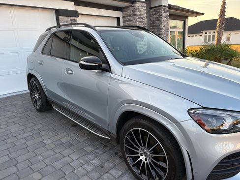 Used 2022 Mercedes-Benz GLE 350 4MATIC image 2