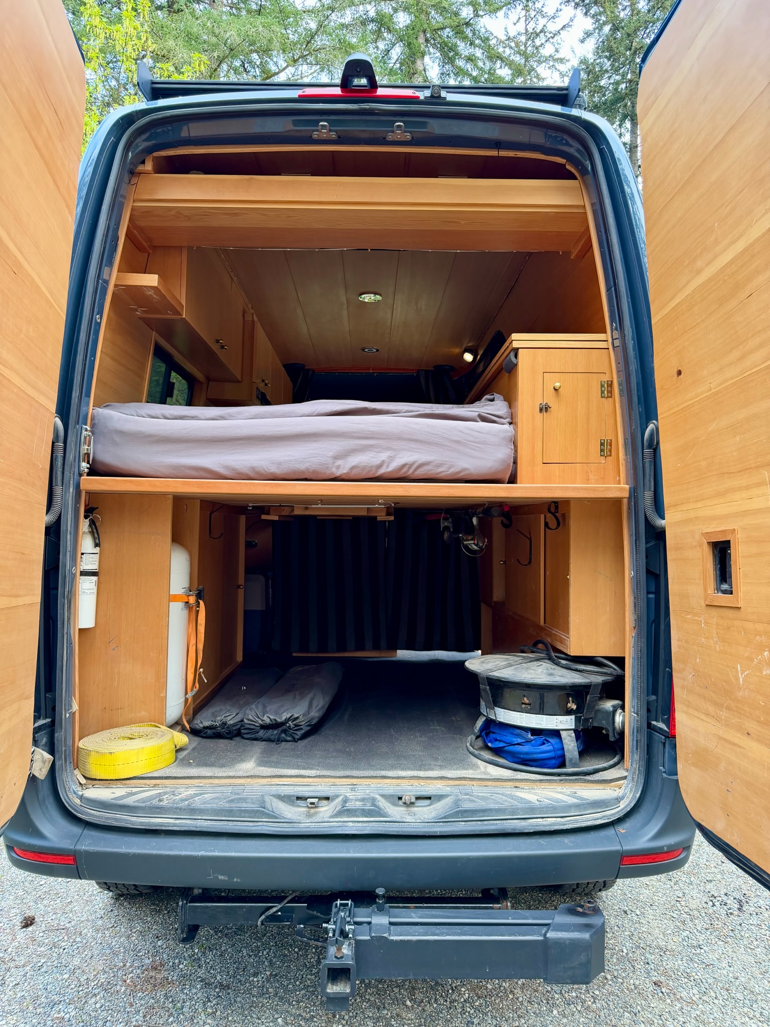 Used 2019 Mercedes-Benz Sprinter 144 image 34
