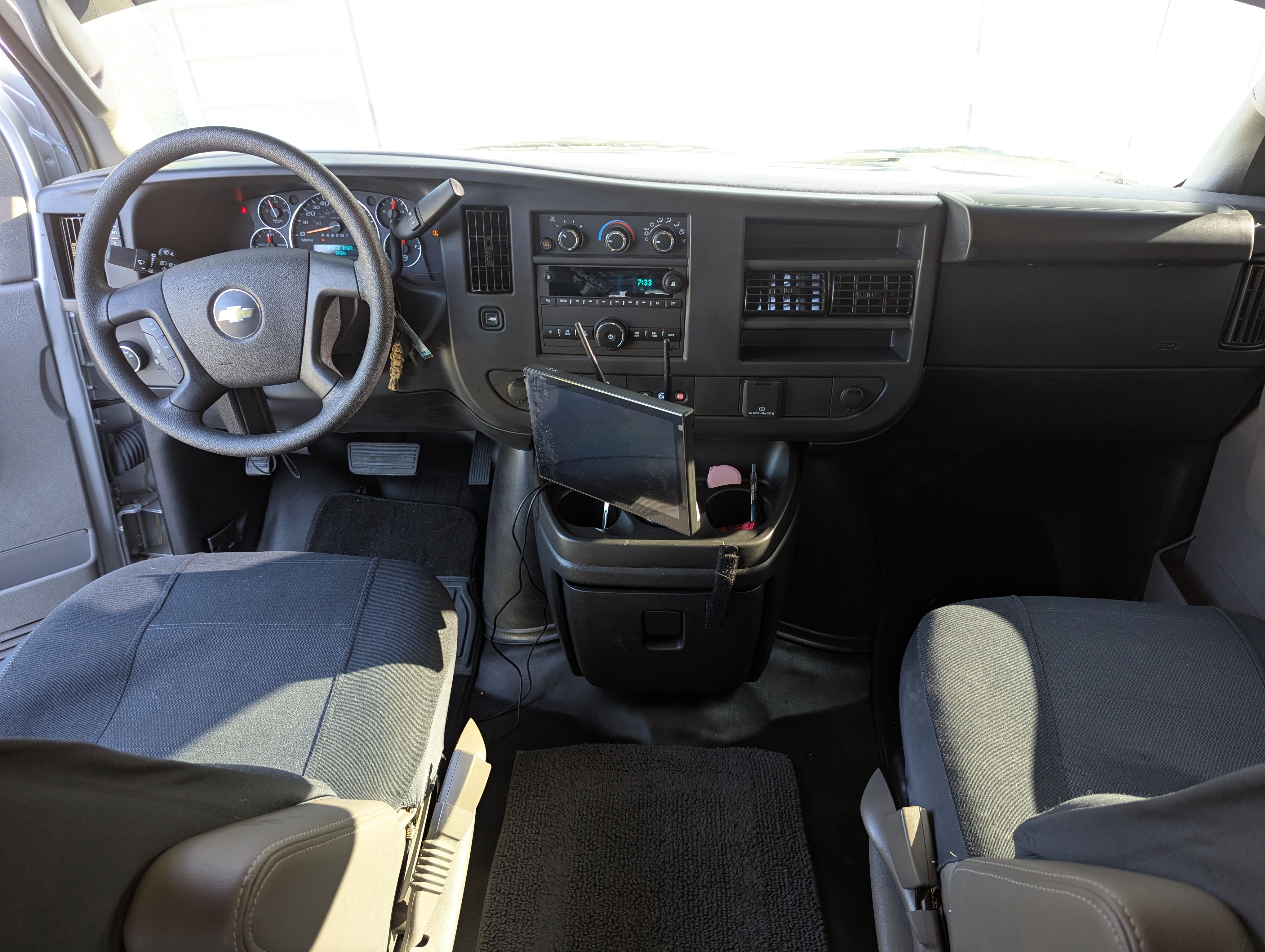 Used 2025 Chevrolet Express 2500 w/ Driver Convenience Package RWD image 21