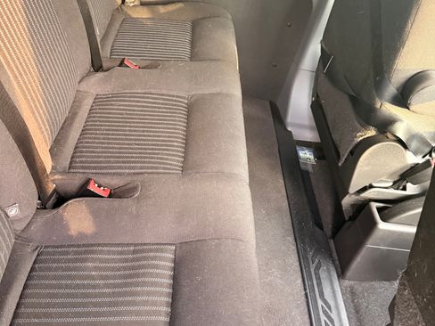 Used 2016 Ford Transit 350 XLT RWD image 2