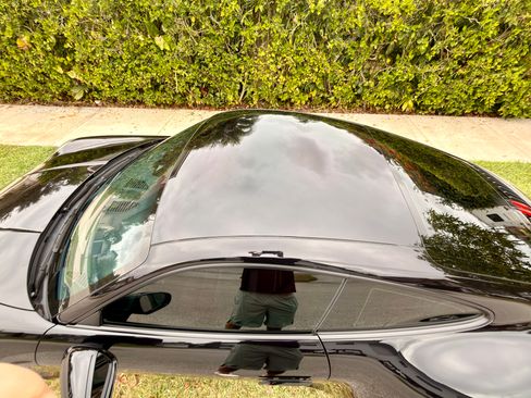 Used 2024 Porsche 911 Carrera image 4