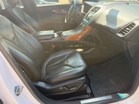 Used 2018 Lincoln MKX Reserve w/ Lincoln MKX Climate Package AWD/4WD image 17