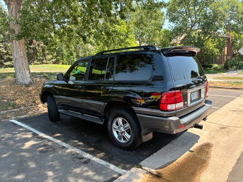 Used 2007 Lexus LX 470 4WD w/ Preferred Accessory Pkg image 1