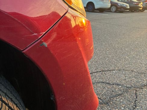 Used 2013 Toyota Camry SE image 16