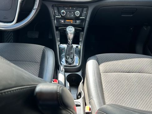 Used 2019 Buick Encore Preferred image 20