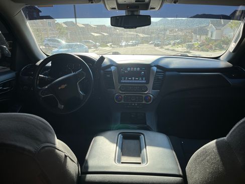 Used 2020 Chevrolet Tahoe LS image 16