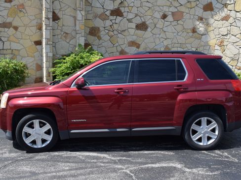 Used 2011 GMC Terrain SLE w/ Convenience Package FWD image 4