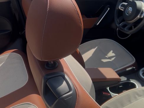 Used 2015 Volkswagen Beetle 1.8T FWD image 21