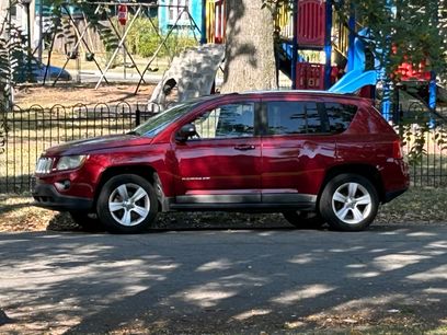 Used 2011 Jeep Compass Latitude w/ Sun/Sound Group