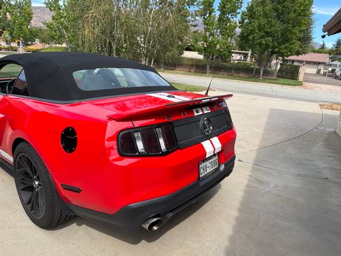 Used 2012 Ford Mustang Shelby GT500 w/ SVT Performance Pkg RWD image 2