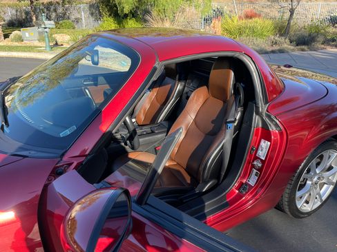 Used 2014 MAZDA MX-5 Miata Grand Touring w/ Premium Package image 5