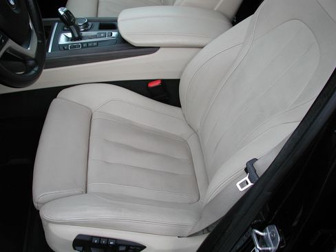 Used 2016 BMW X5 xDrive35i image 17