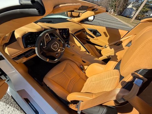 Used 2023 Chevrolet Corvette Stingray Premium Conv w/ Z51 Performance Package image 26