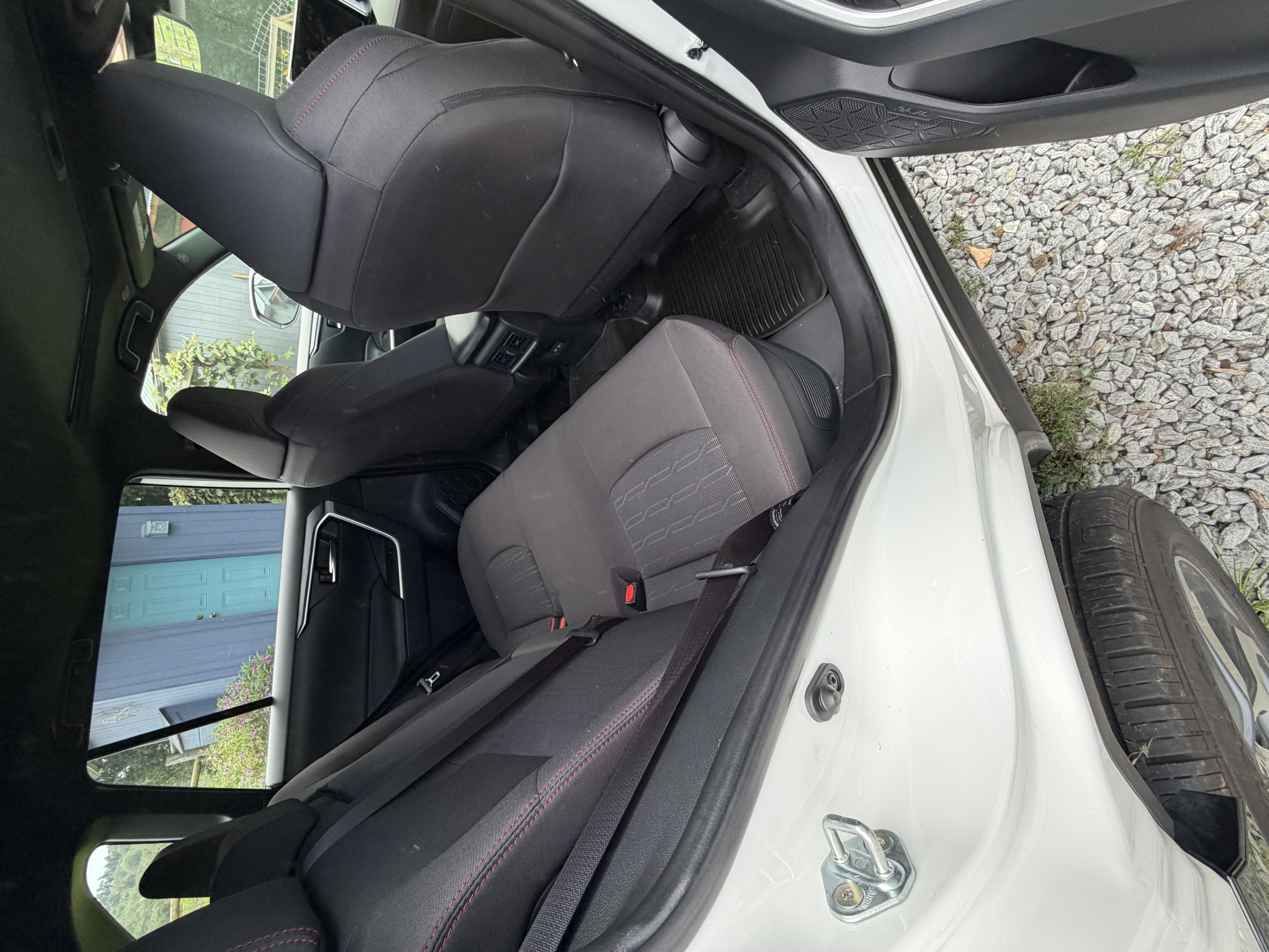 Used 2024 Toyota RAV4 SE w/ Weather & Moonroof Package AWD/4WD image 10