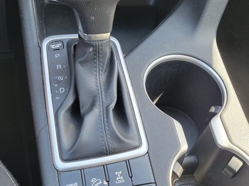 Used 2017 Kia Sportage LX w/ LX Popular Package image 10