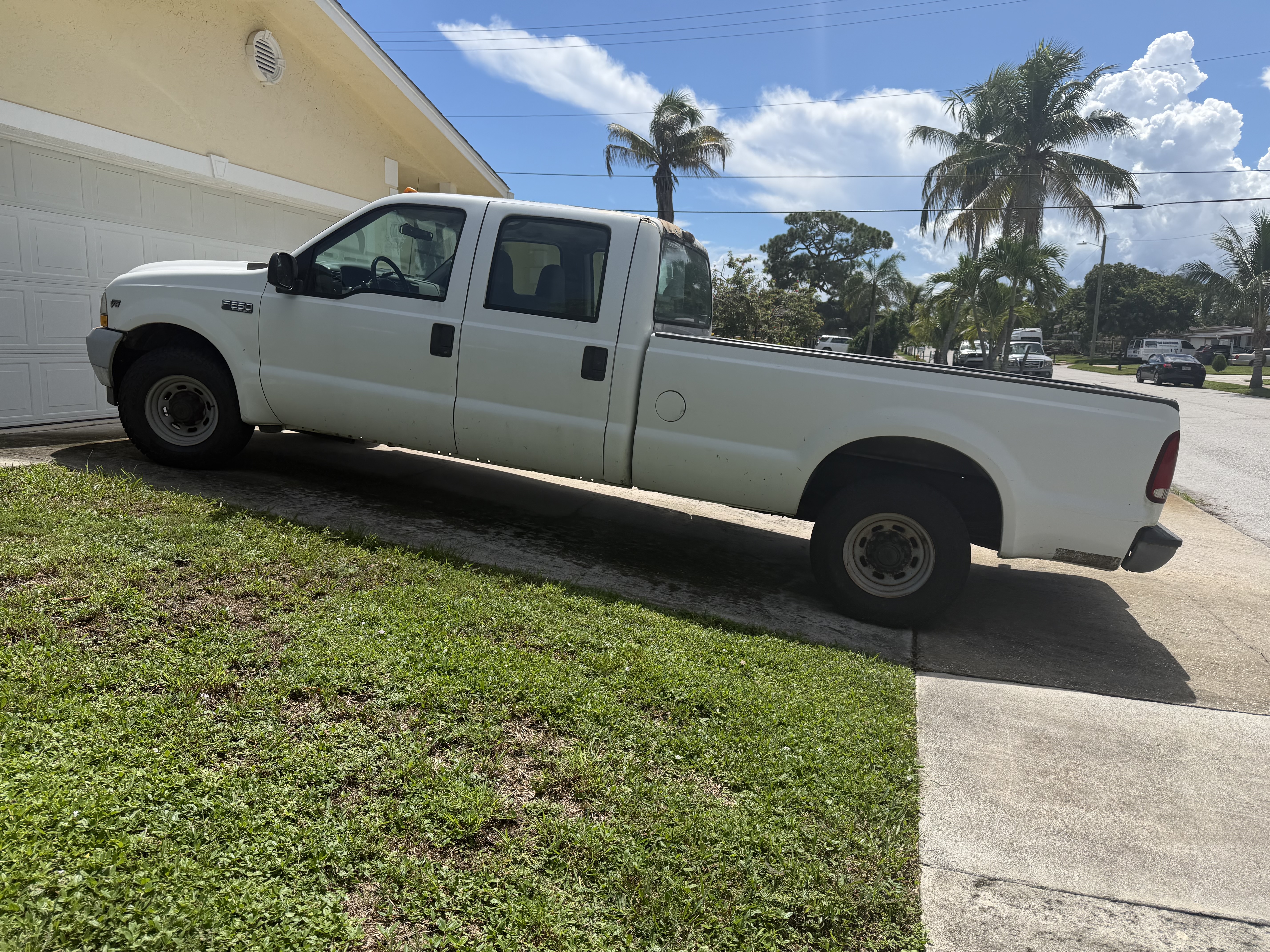 Used 2002 Ford F250 2WD Crew Cab Super Duty image 4