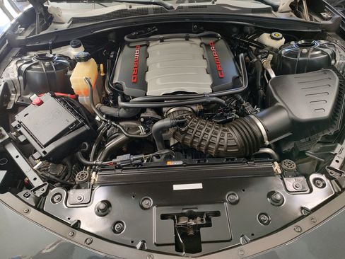 Used 2017 Chevrolet Camaro SS image 10