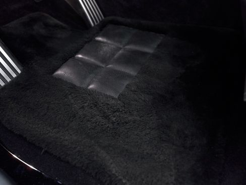 Used 2019 Rolls-Royce Cullinan image 29