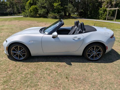 Used 2016 MAZDA MX-5 Miata Grand Touring RWD image 18