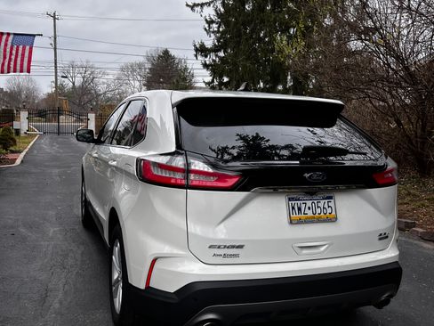 Used 2020 Ford Edge SEL w/ Convenience Package image 6