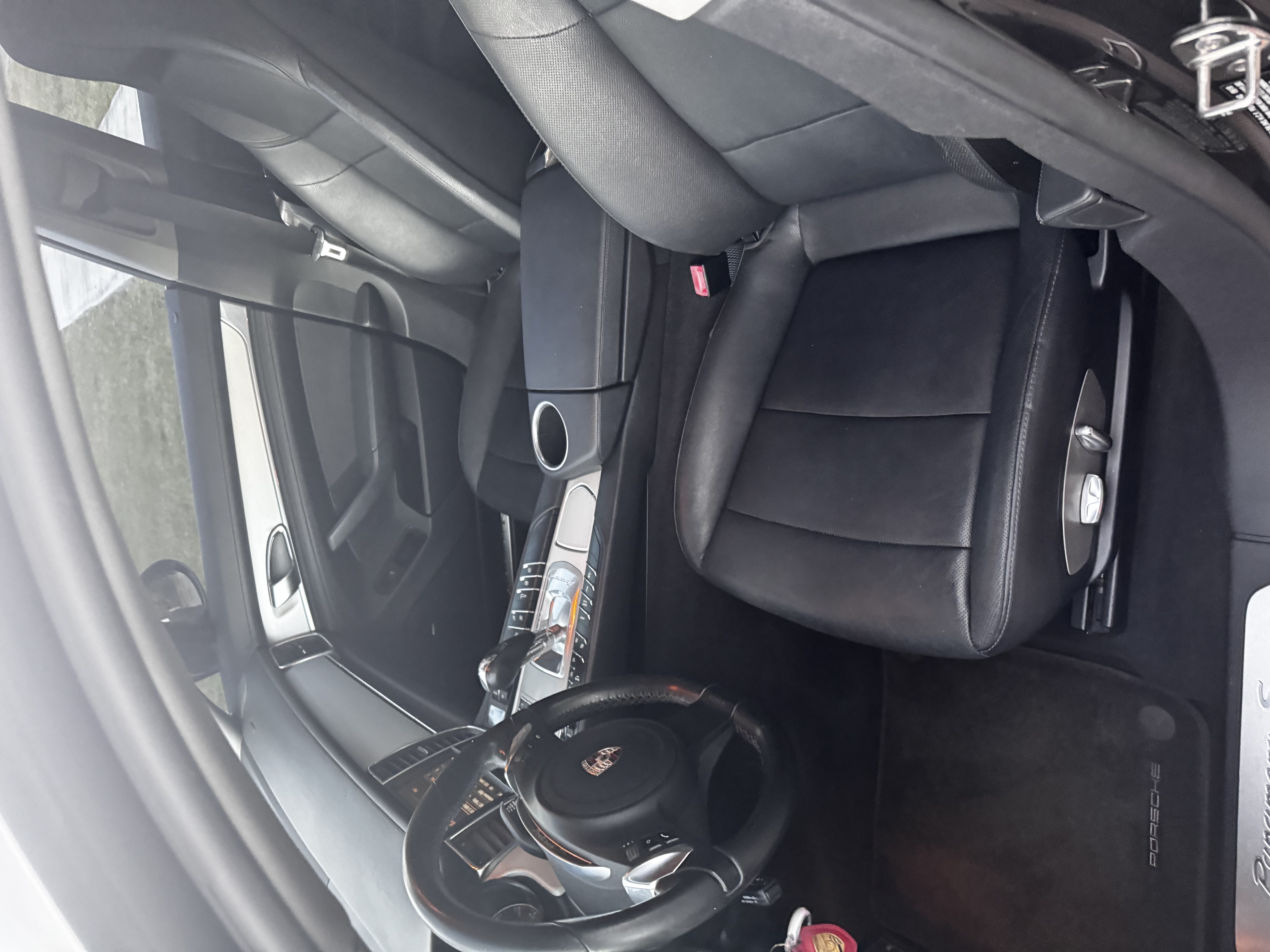 Used 2011 Porsche Panamera S RWD image 10