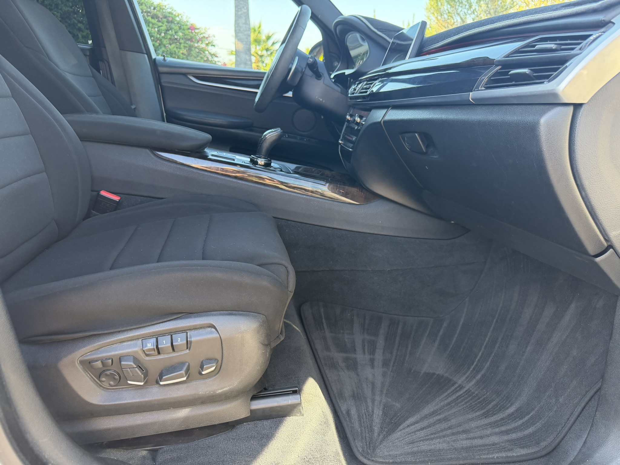 Used 2014 BMW X5 xDrive50i AWD/4WD image 24
