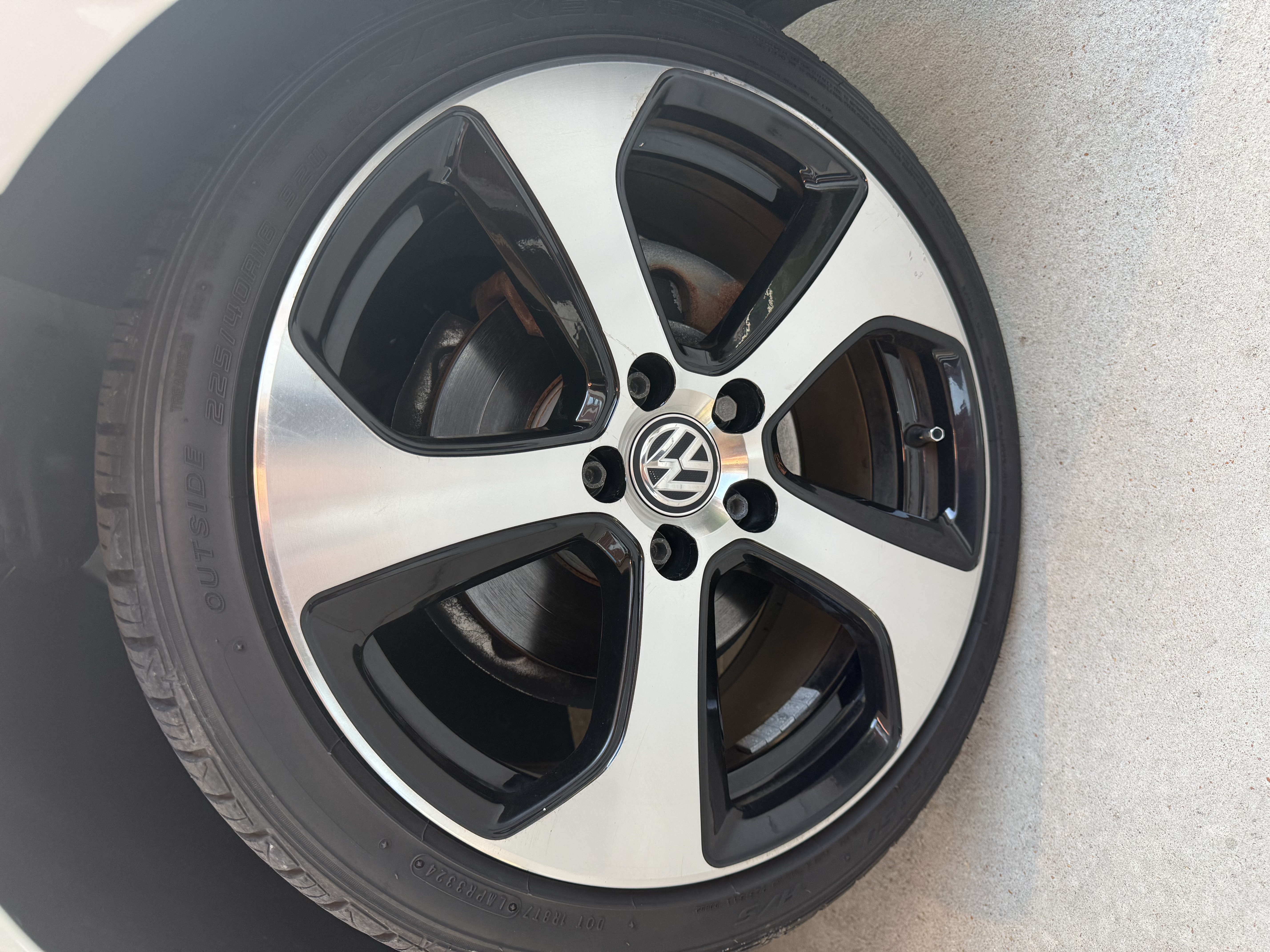 Used 2015 Volkswagen Golf TDI SEL FWD image 12
