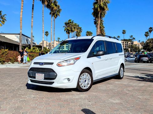 Used 2014 Ford Transit Connect XLT image 1