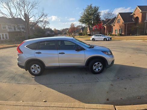 Used 2013 Honda CR-V LX image 2