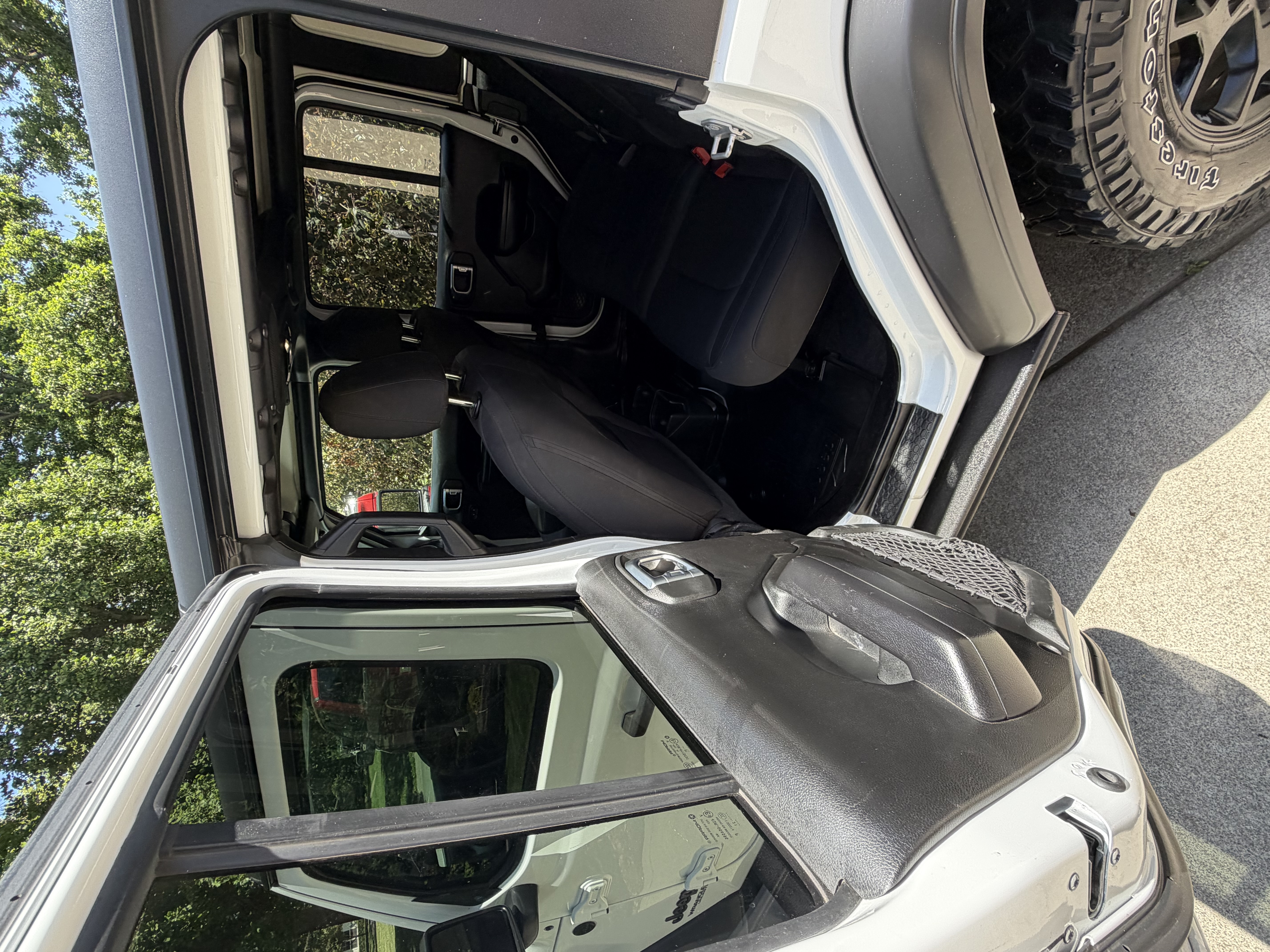 Used 2021 Jeep Wrangler Unlimited Sport AWD/4WD image 6
