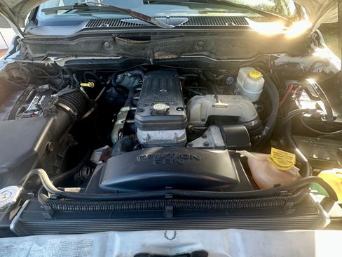 Used 2003 Dodge Ram 2500 Truck SLT image 12