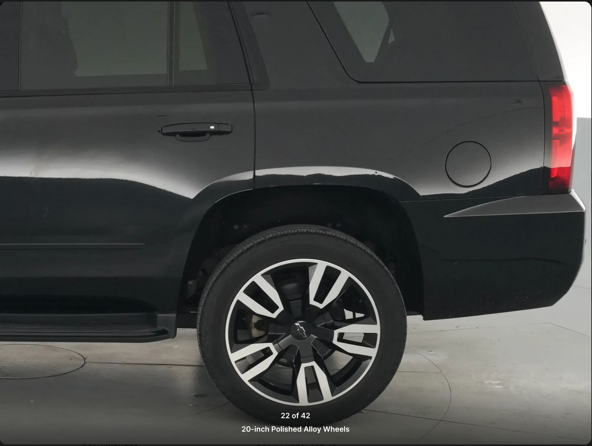 Used 2019 Chevrolet Tahoe Premier w/ RST 6.2L Performance Edition RWD image 5