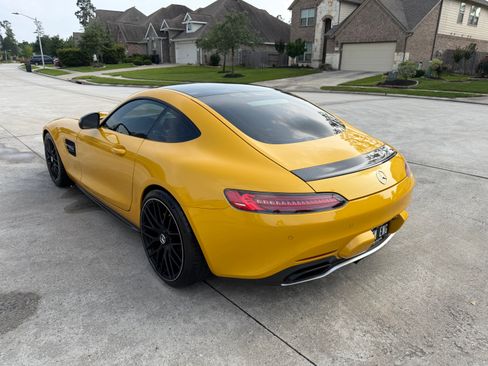 Used 2017 Mercedes-Benz AMG GT S image 26